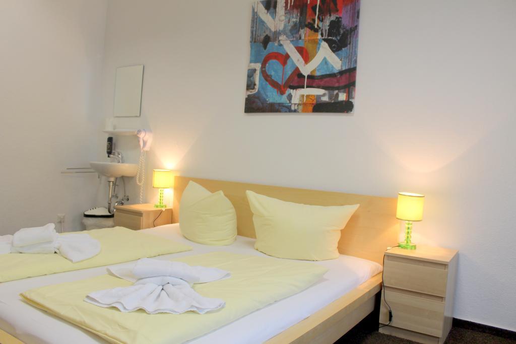Pension Central Hostel Berlin Extérieur photo