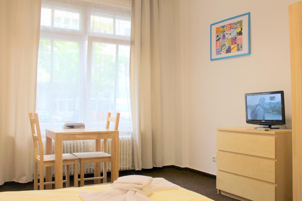 Pension Central Hostel Berlin Extérieur photo