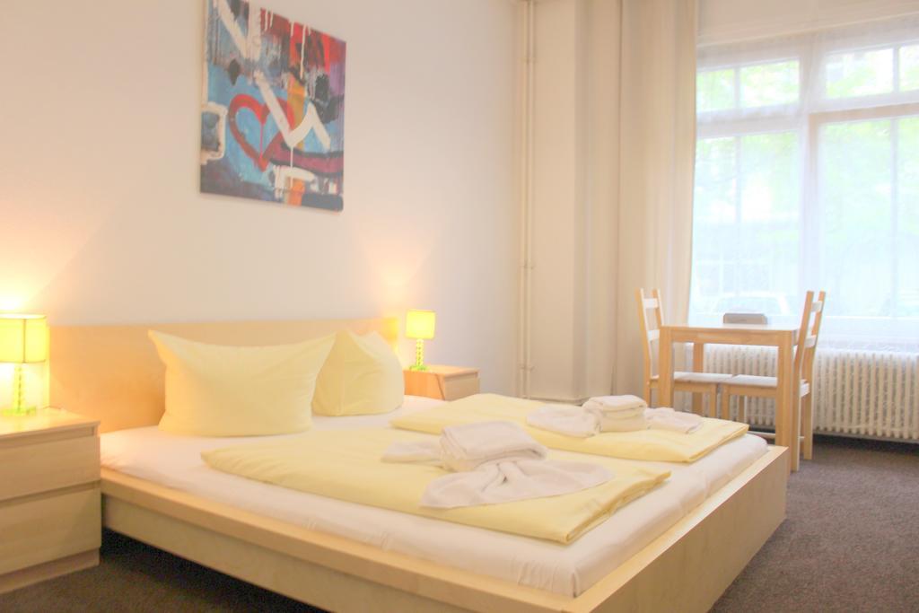 Pension Central Hostel Berlin Extérieur photo