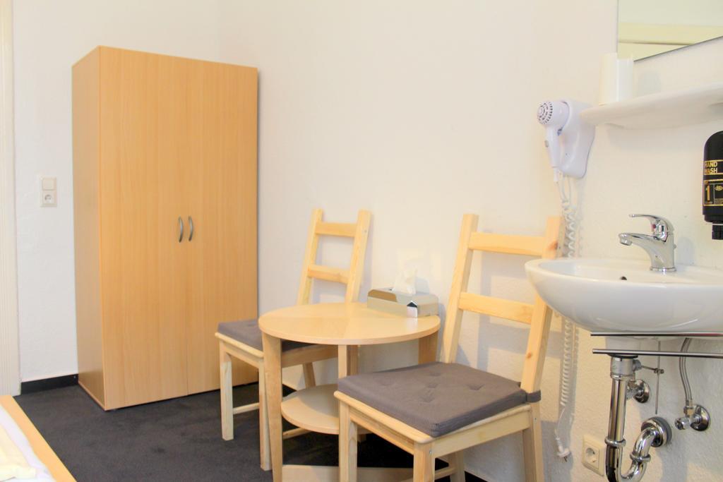 Pension Central Hostel Berlin Extérieur photo